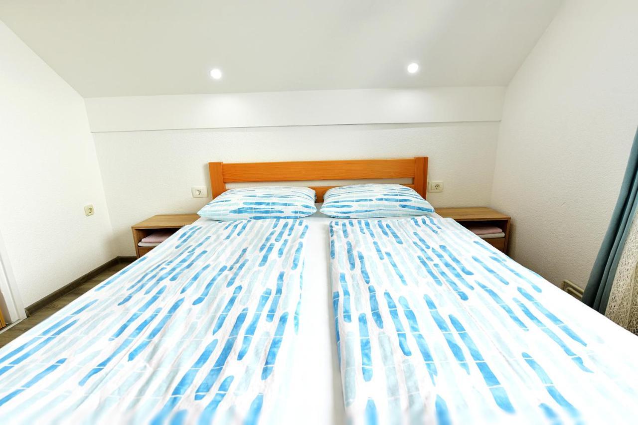 House Marinic Hotel Grabovac  Buitenkant foto